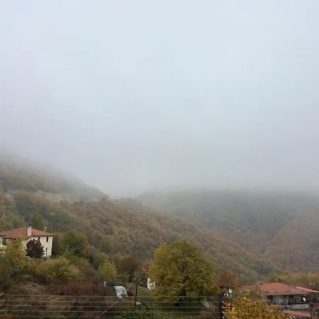 Petrini Gonia Apartahotel 3*