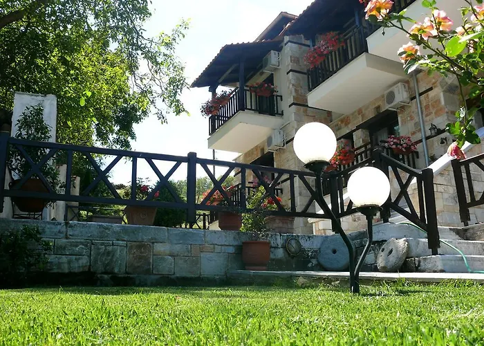 Petrini Gonia 3* Livadherón
